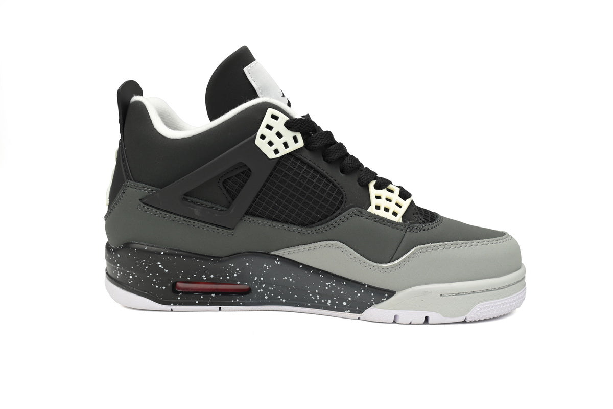 Air Jordan 4 Retro "Fear Pack" - Embrace Your Style with Fearless Footwear!