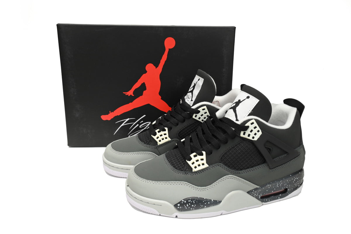 Air Jordan 4 Retro "Fear Pack" - Embrace Your Style with Fearless Footwear!