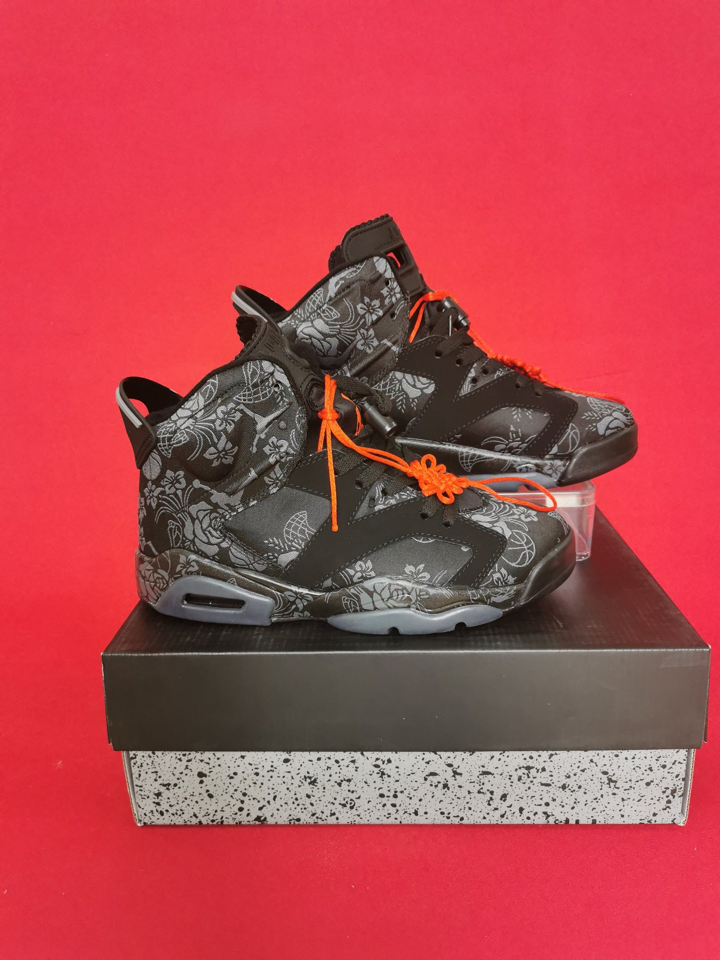 Nike Air Jordan 6 "Black and Orange" - A Bold Statement Piece