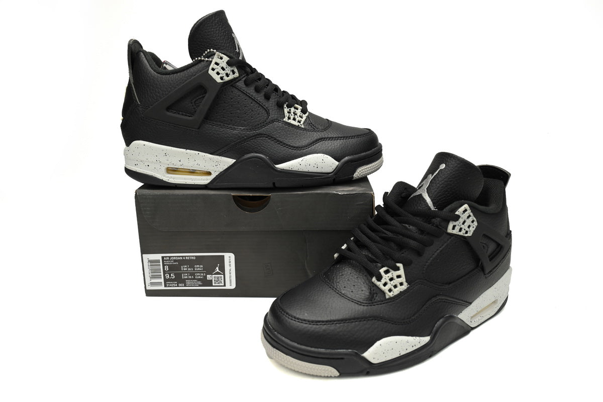 Air Jordan 4 Retro "Oreo" - Classic Style Meets Modern Comfort