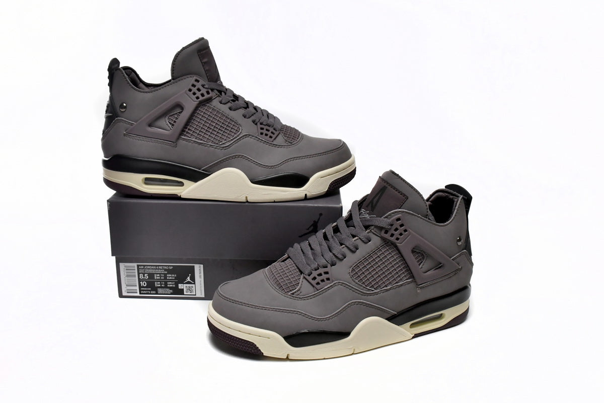 Air Jordan 4 "Violet Ore" - Stylish Sneakers for a Bold Look