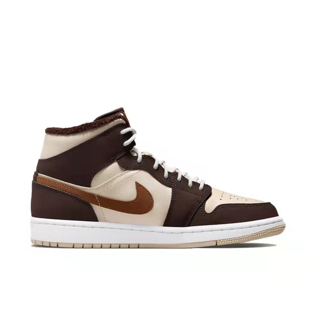 Jordan 1 Mid SE in Brown Basalt and Oatmeal – Stylish Elevation for Your Sneaker Game!