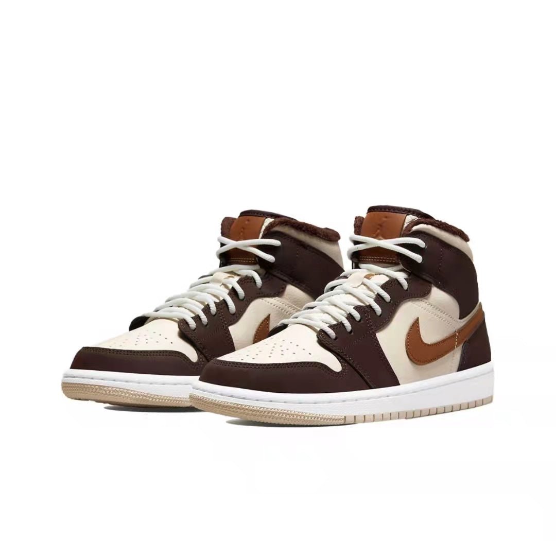 Jordan 1 Mid SE in Brown Basalt and Oatmeal – Stylish Elevation for Your Sneaker Game!