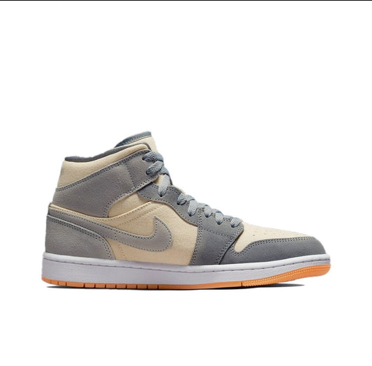 Jordan 1 Mid SE "Coconut Milk & Particle Grey" - A stylish fusion that's a must-have!