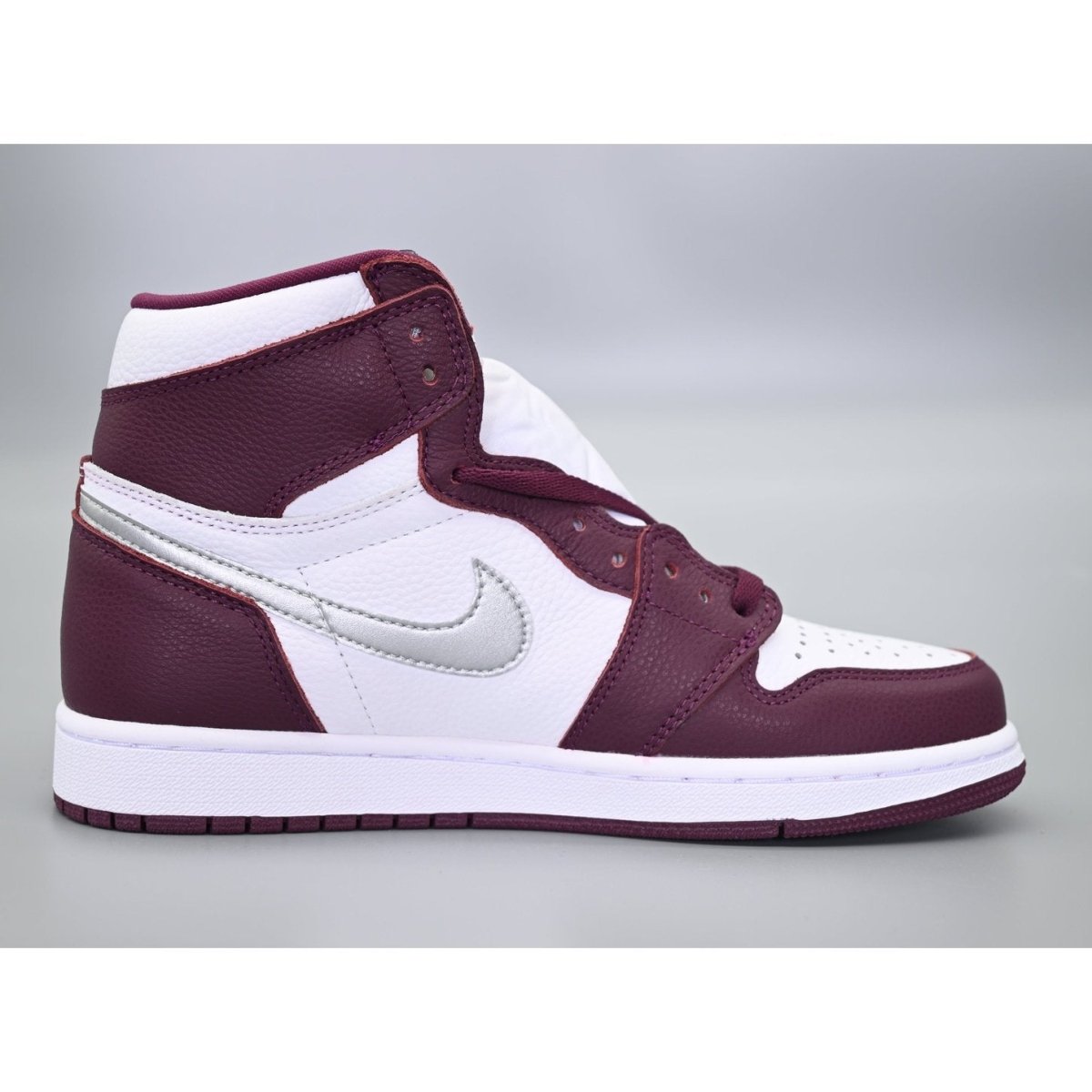 Air Jordan 1 Retro High OG - Bordeaux Edition