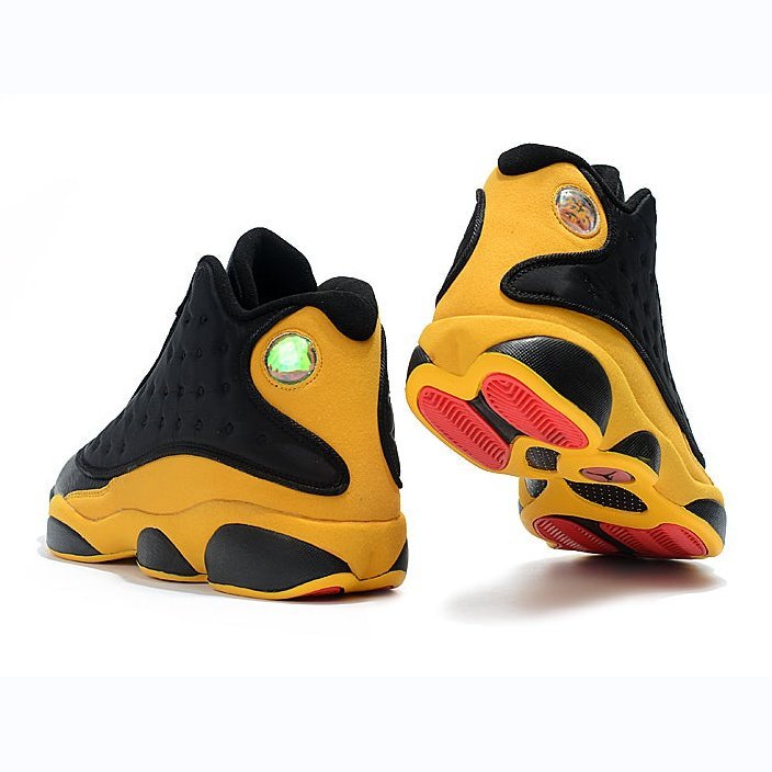 Elevate Your Style with the Jordan 13 Retro "Carmelo Anthony Class of 2002" коллекция