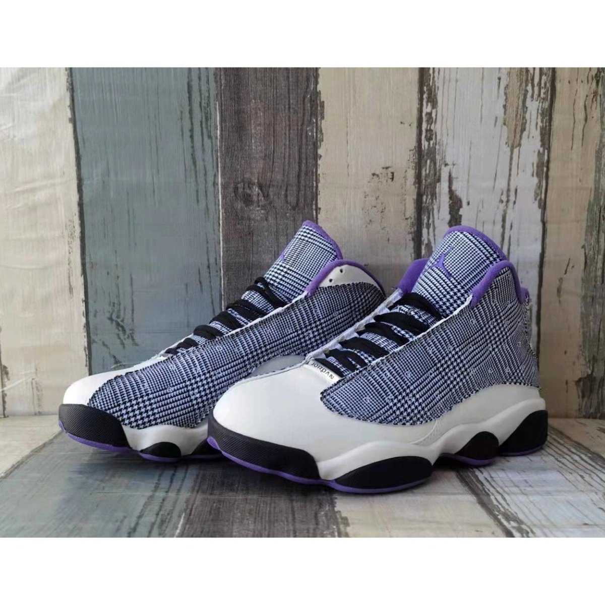 Jordan 13 Retro Houndstooth Edition