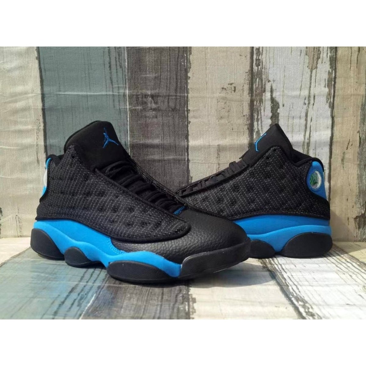 Air Jordan 13 Retro "Hyper Royal" - Elevate Your Style