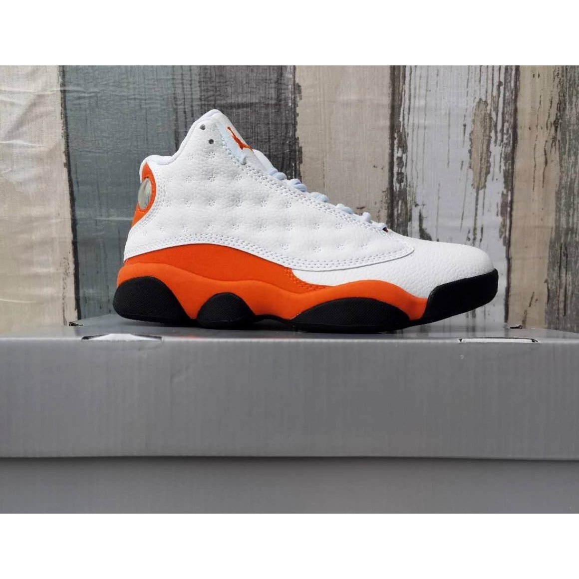 Air Jordan 13 Retro "Starfish" Edition