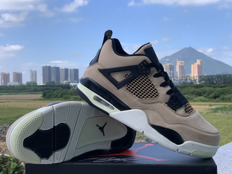 JORDAN 4 Collaboration with FOSSIL - A Timeless Classic!