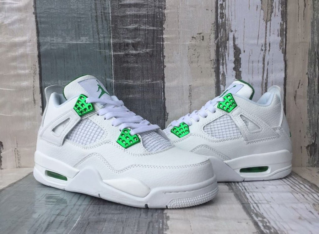 Jordan 4 - Exquisite Metallic Green Edition