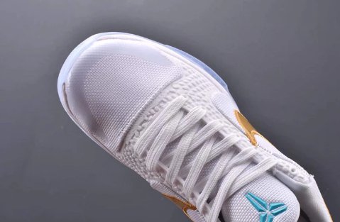 Nike Kobe 5 x Undefeated "What If" - Classic White Edition